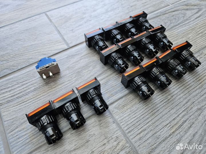 Модульные переключатели EAO