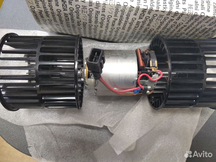 Электромотор вентилятора печки Felicia