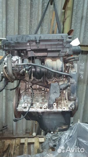 Двигатель Volkswagen Polo (01-05) 2002 APE