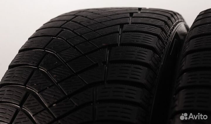 Pirelli Ice Zero FR 235/55 R19 105H