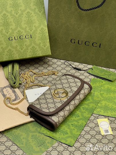 Сумка клатч Gucci Blondie на цепочке