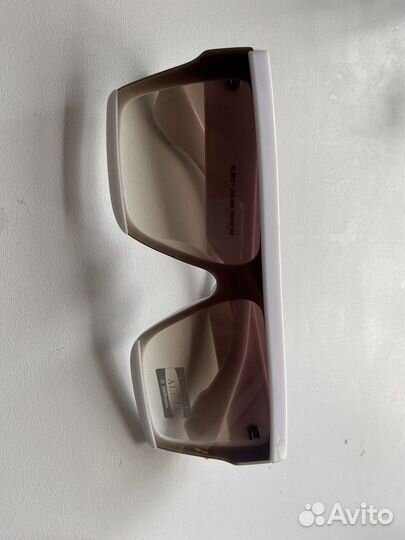 Солнцезащитные очки женские новые