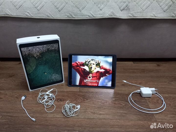 iPad Pro 10.5 2017 Wi fi+ Celullar 256gb