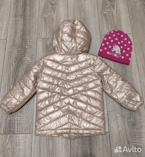 Демисезонная куртка Acoola р. 98 на девочку