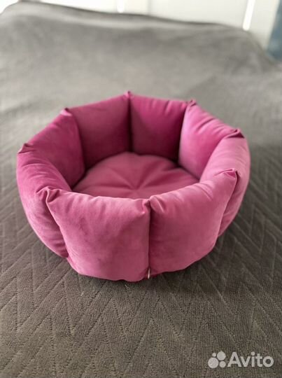 Лежанка для кошки или собаки