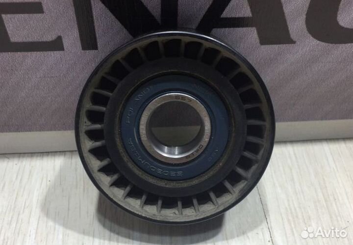 Ролик приводного ремня Натяжной обводной Renault s
