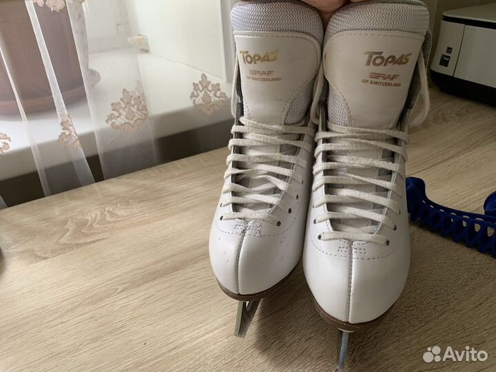 Коньки фигурные Graf Topas размер 32