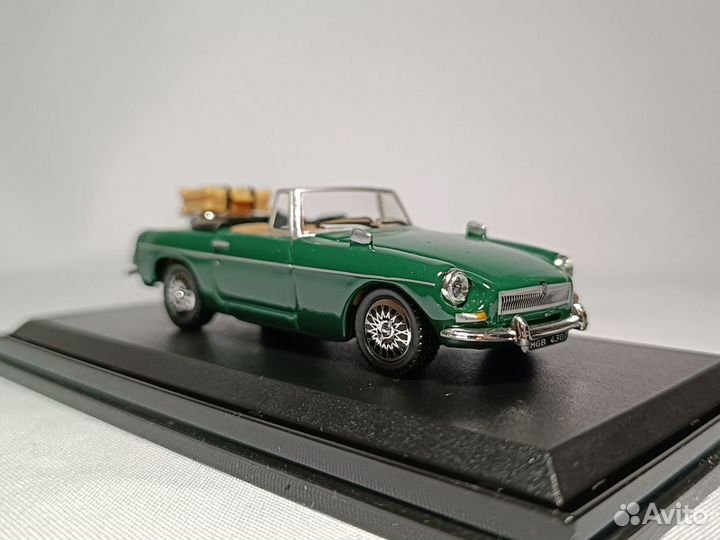 Модель MGB кабриолет 1:43 Cararama / Hongwell