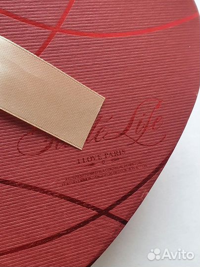 Коробка подарочная