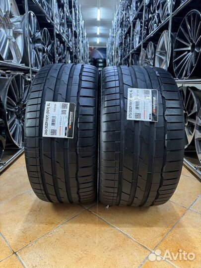 Hankook Ventus S1 Evo 3 K127 245/35 R19 и 275/30 R19