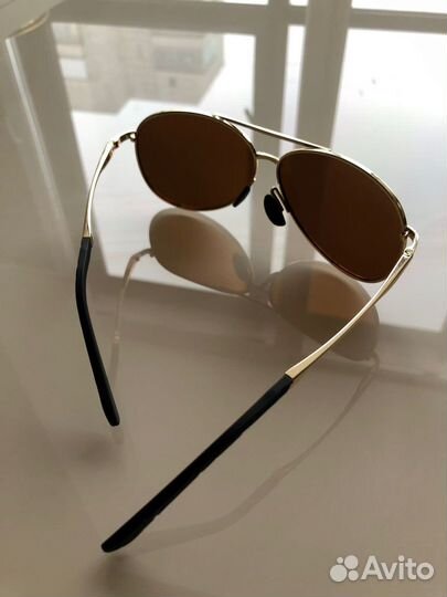 Солнцезащитные очки