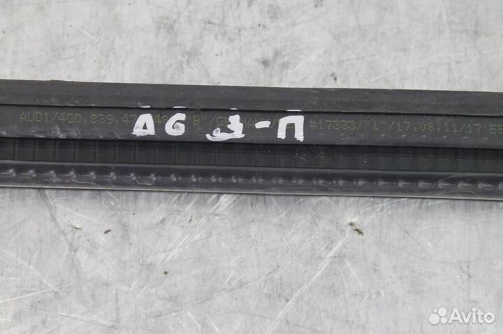 Уплотнитель стекла двери задней правой Audi A6(C7)