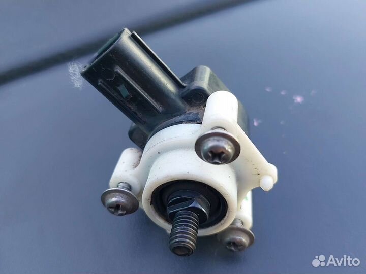 Датчик положения кузова субару