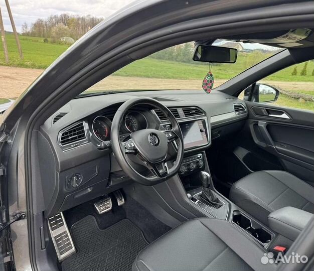 Volkswagen Tiguan 2.0 AT, 2020, 74 000 км