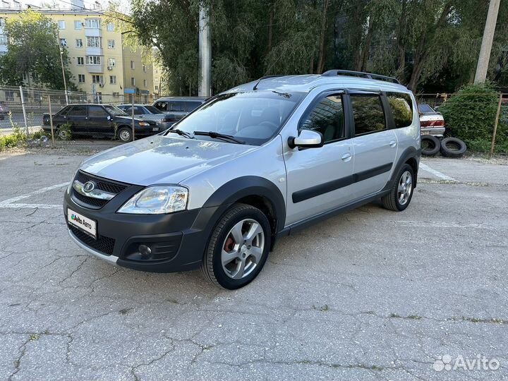 ВАЗ Largus Cross 1.6 МТ, 2017, 150 000 км