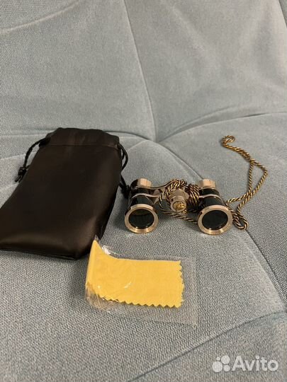 Бинокль театральный