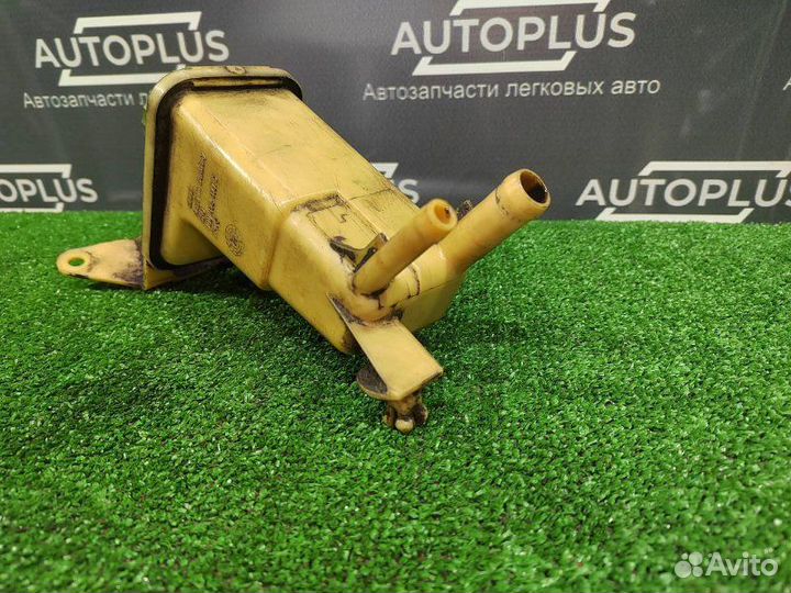 Бачок гур Audi A4 B5 AGA 1998