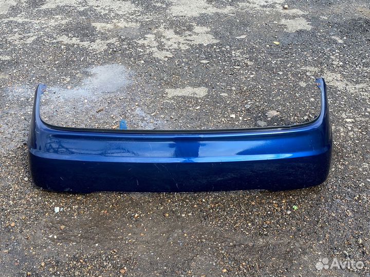 Бампер задний Toyota Corolla 2005г