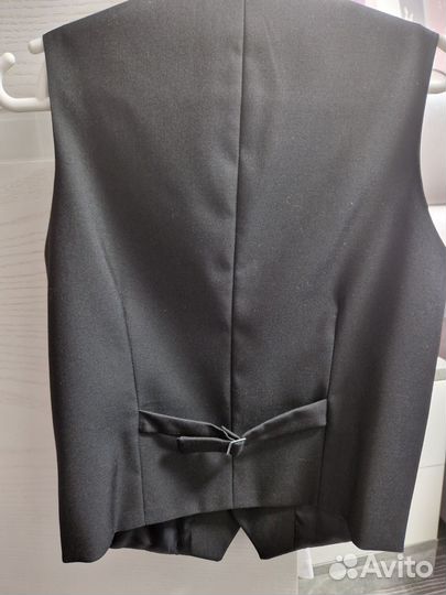 Жилет для мальчика р.116-122