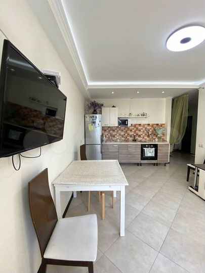 2-к. квартира, 75 м², 2/9 эт.