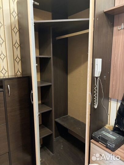 Шкаф угловой