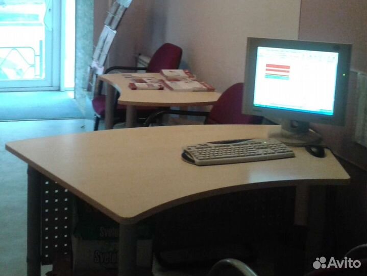 Стол офисный дизайнерский