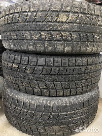 Toyo Observe GSi-5 235/65 R17 104Q