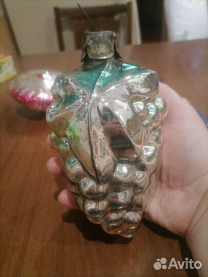 Антикварная ёлочная игрушка виноград