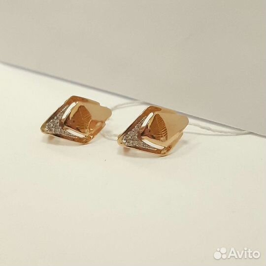Золотые серьги