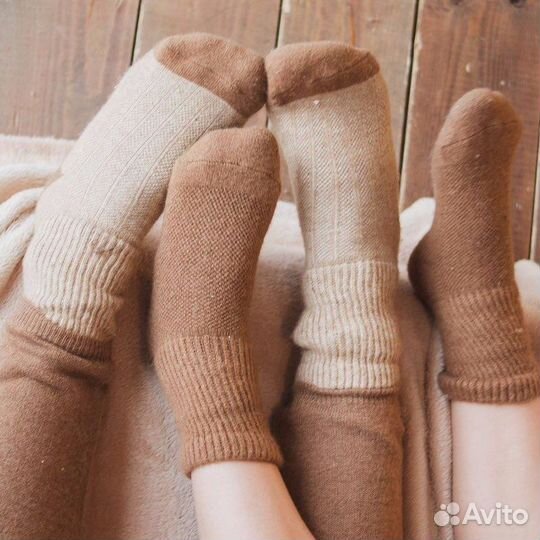 Носки из верблюжьей и яьей шерсти Монголия