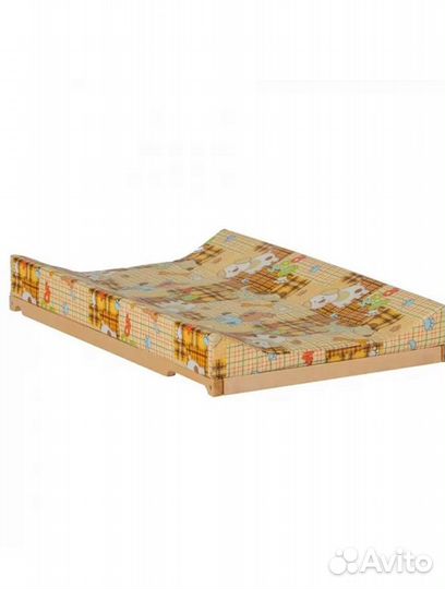 Пеленальная доска на кроватку