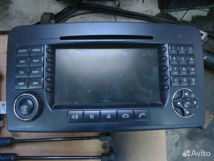 Магнитола Mercedes ML W164 2008 A1648705489