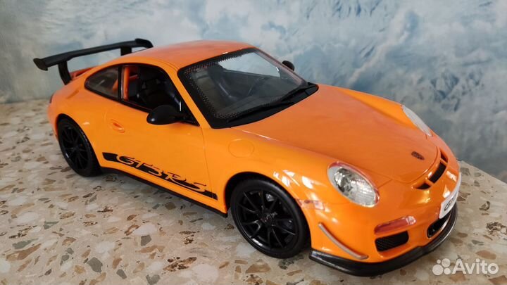 Машинки на радиоуправлении в М1:16