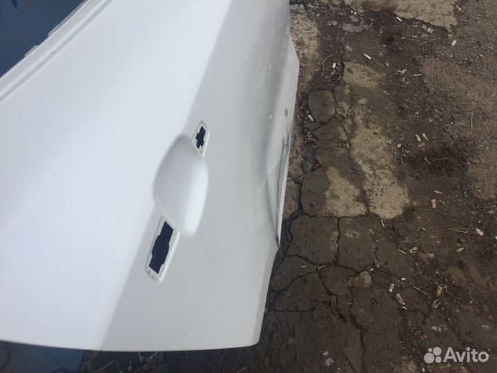 Опель Мокка дверь задняя правая