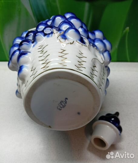 Виноград. Графин лфз