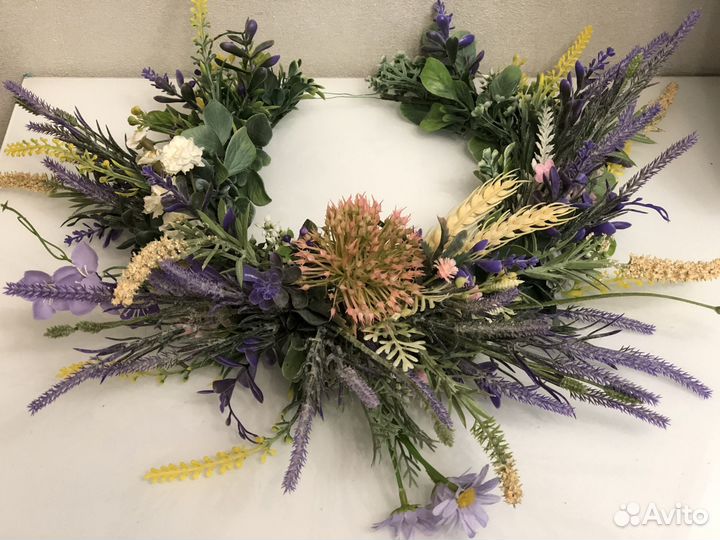 Венок на голову из цветов