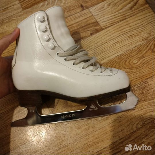 Коньки фигурные