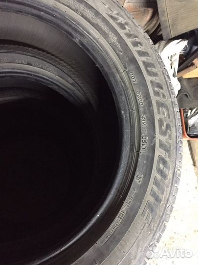 Bridgestone Dueler H/P Sport 235/55 R17
