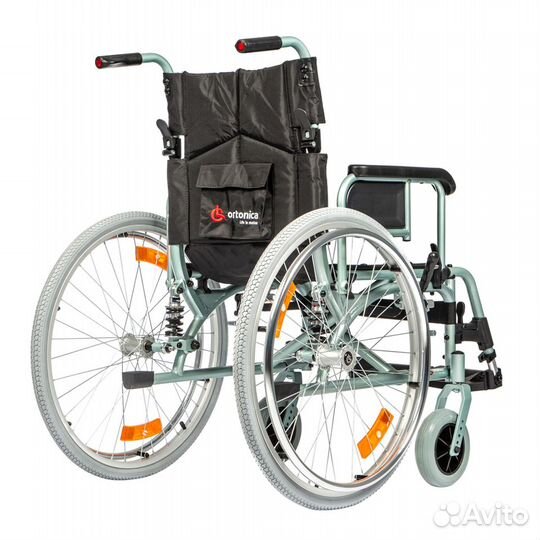 Продается Механическая коляска Delux 510