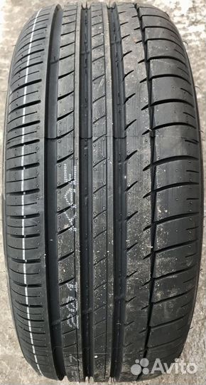 Triangle TH201 215/50 R17 95Y