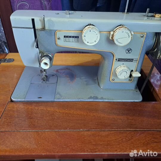 Швейная машинка подольская ножная
