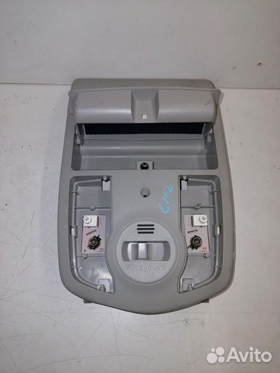 Фонарь салона (плафон) Toyota Prius 3 ZVW30