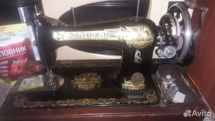 Машинка швейная 