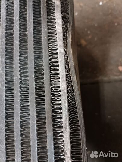 Продам фронтальный интеркулер