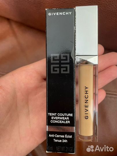 Тональный корректор givenchy