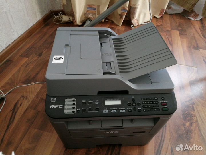 Brother MFC L2700DWR