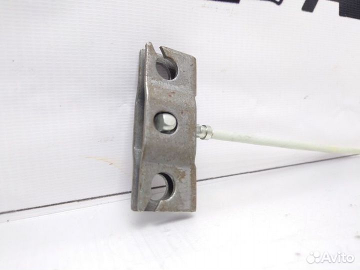 Трос стояночного тормоза Mitsubishi Lancer X (2007