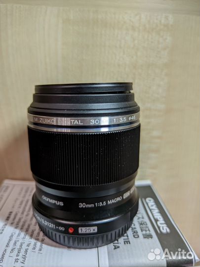 Объектив Olympus M.Zuiko Digital 30mm 1:3.5 Macro