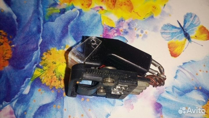 Головка звукоснимателя гзм 105 мд без иглы