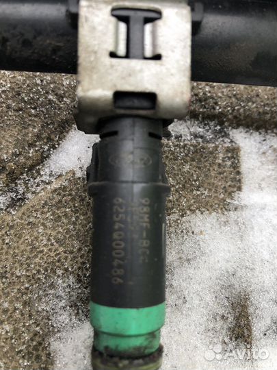 Рампа топливная форд фокус 2 1,6